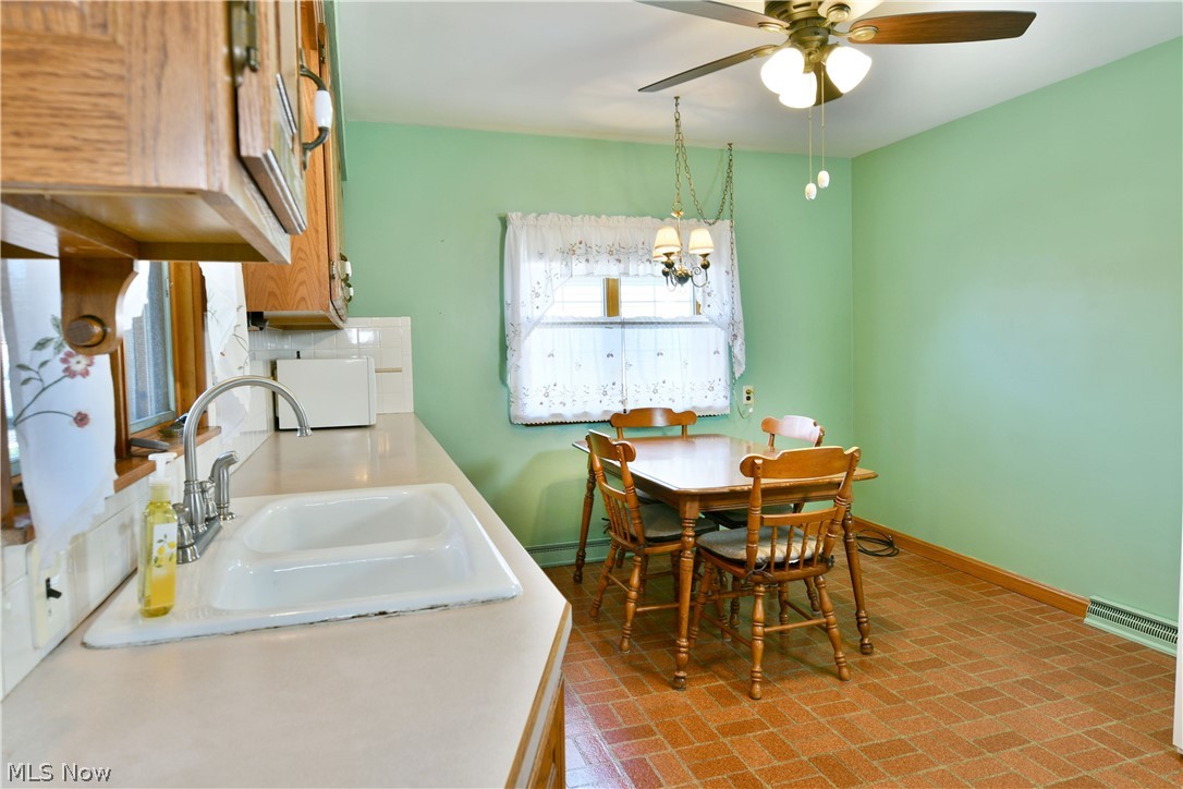 1737 Westwood Drive NW Warren OH 44485