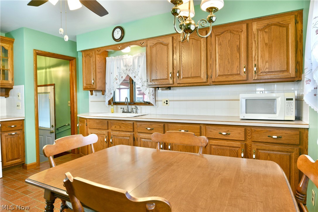 1737 Westwood Drive NW Warren OH 44485