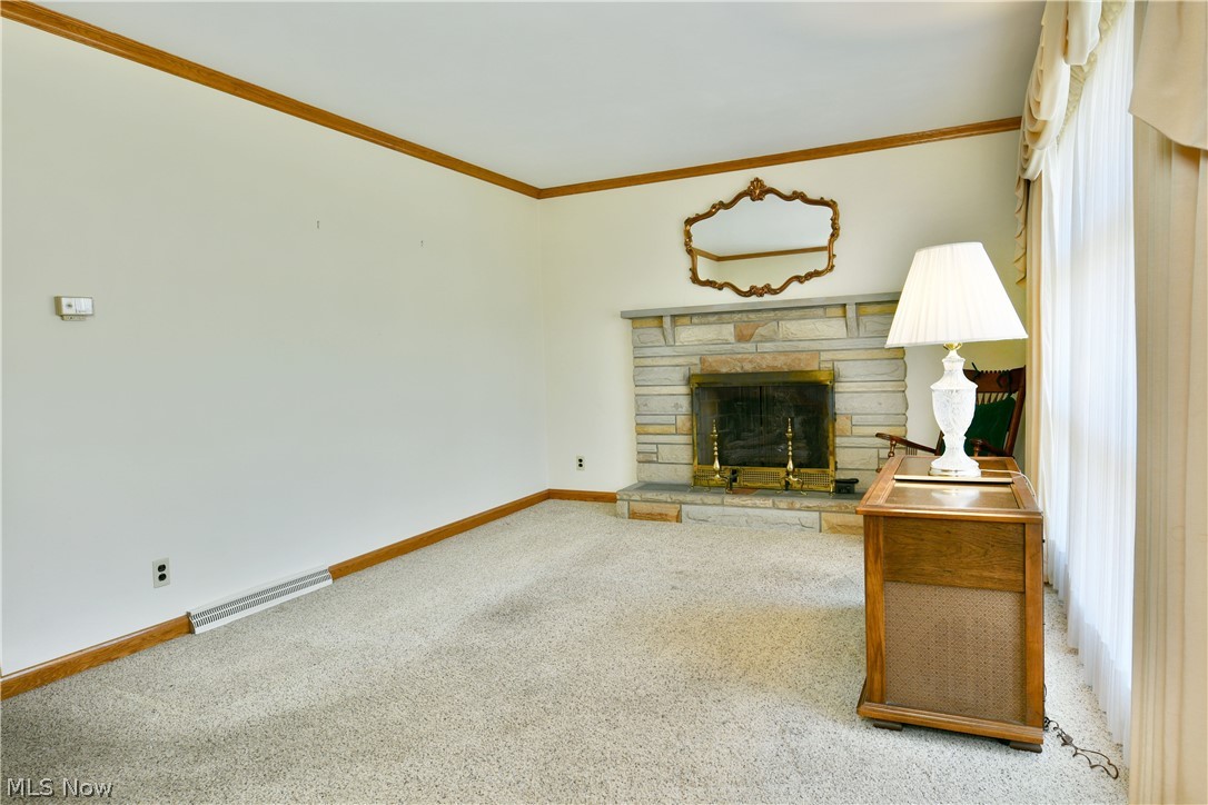 1737 Westwood Drive NW Warren OH 44485