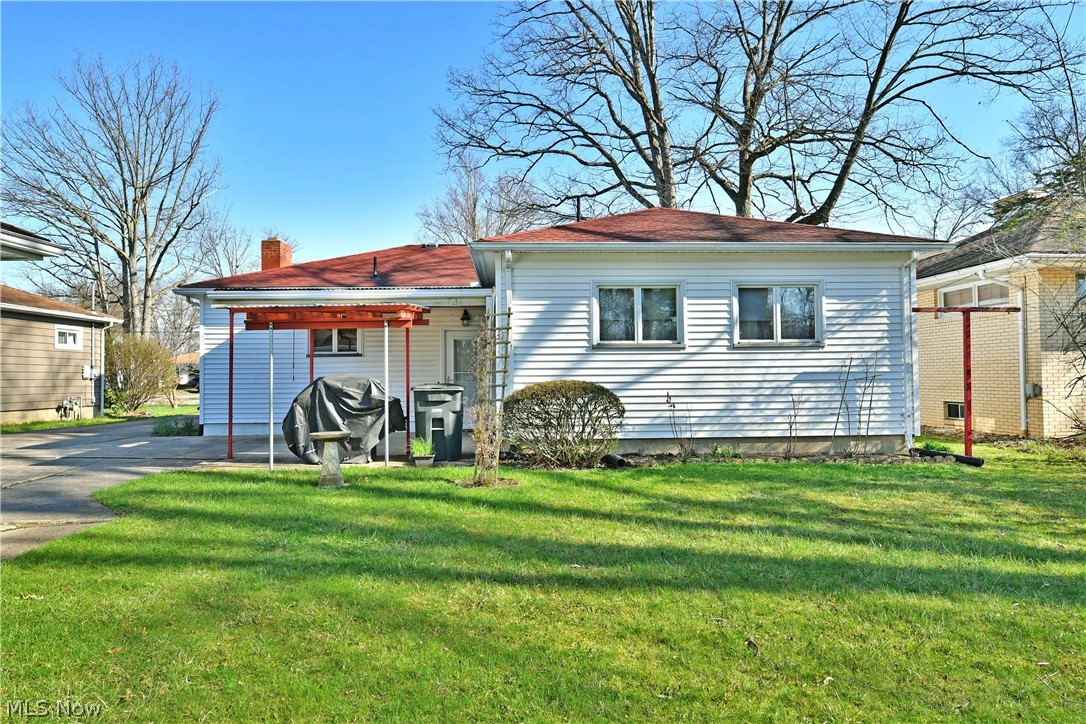 1737 Westwood Drive NW Warren OH 44485