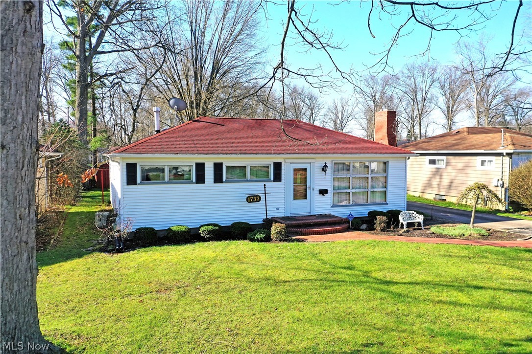 1737 Westwood Drive NW Warren OH 44485