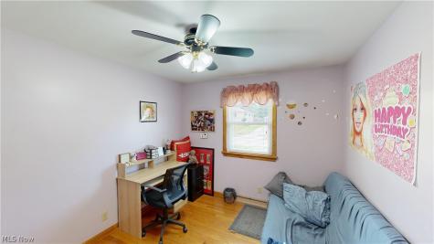653 N Bon Air Avenue Youngstown OH 44509