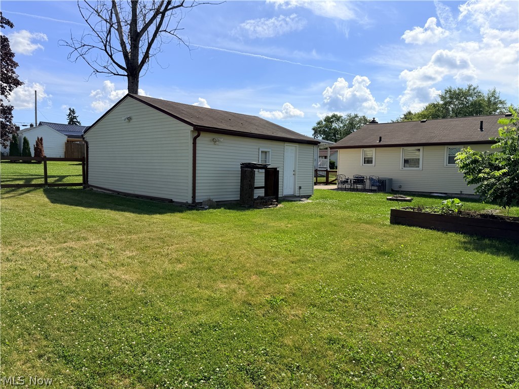 653 N Bon Air Avenue Youngstown OH 44509