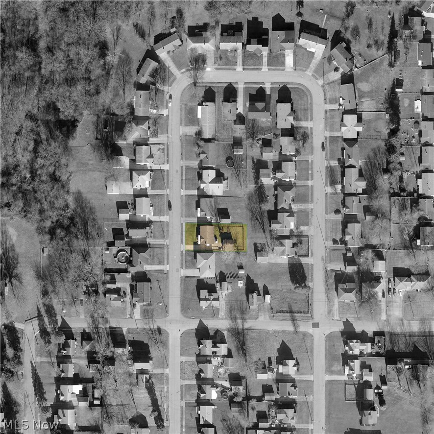 653 N Bon Air Avenue Youngstown OH 44509