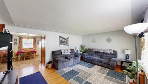 653 N Bon Air Avenue Youngstown OH 44509