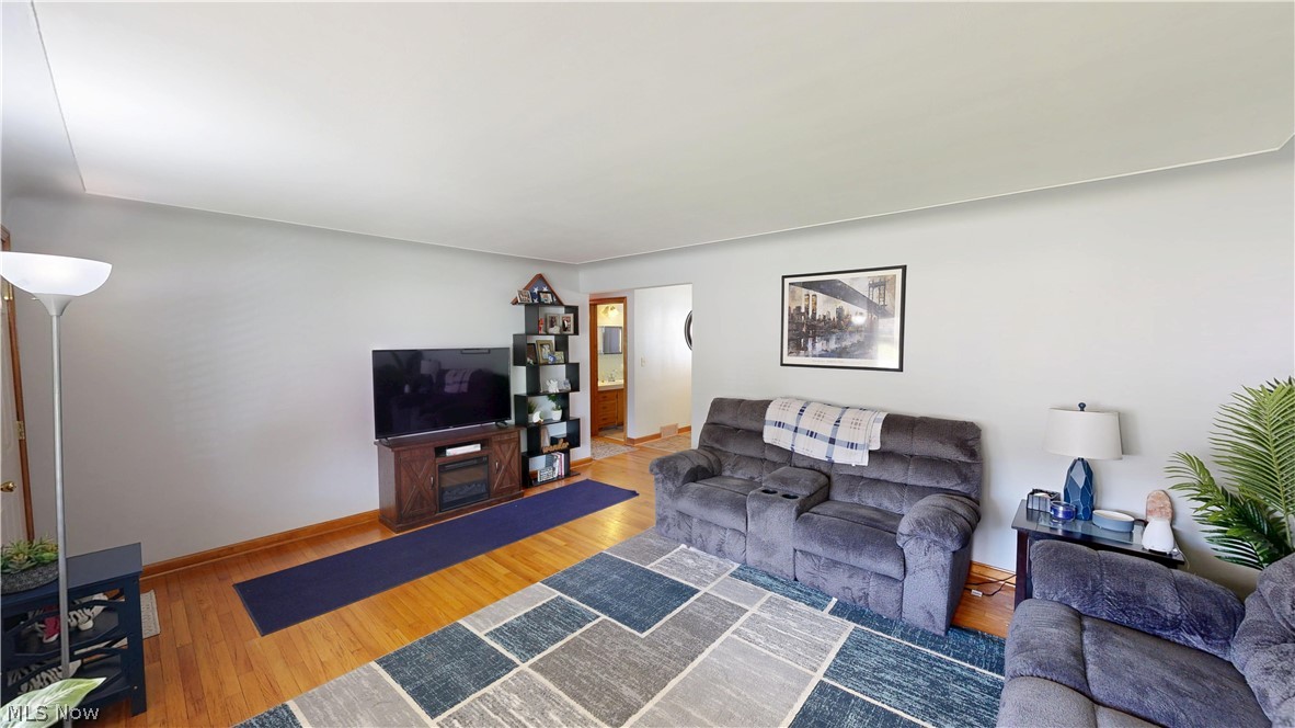 653 N Bon Air Avenue Youngstown OH 44509