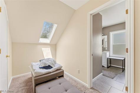 3809 Bainbridge Road Cleveland Heights OH 44118