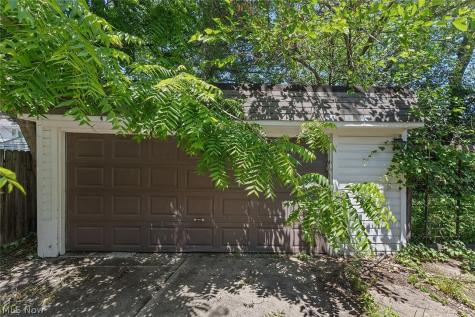3809 Bainbridge Road Cleveland Heights OH 44118