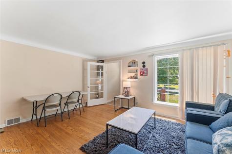 3809 Bainbridge Road Cleveland Heights OH 44118