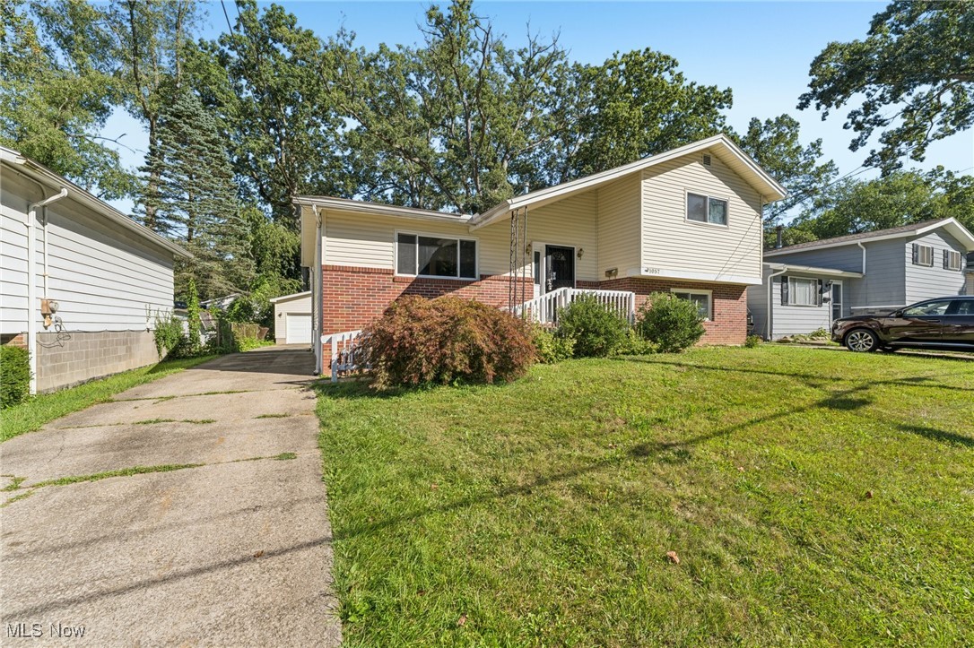 1057 Kevin Drive Akron OH 44313