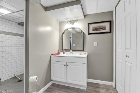 5733 Brecksville Road Independence OH 44131