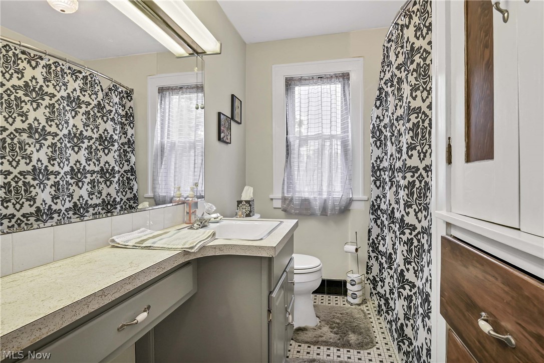 5733 Brecksville Road Independence OH 44131