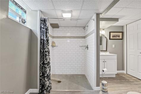 5733 Brecksville Road Independence OH 44131