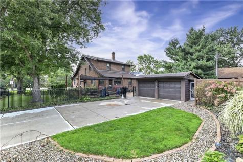 5733 Brecksville Road Independence OH 44131