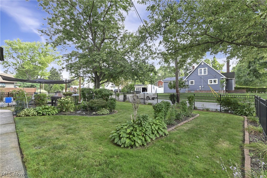 5733 Brecksville Road Independence OH 44131