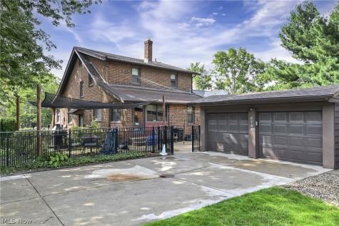 5733 Brecksville Road Independence OH 44131