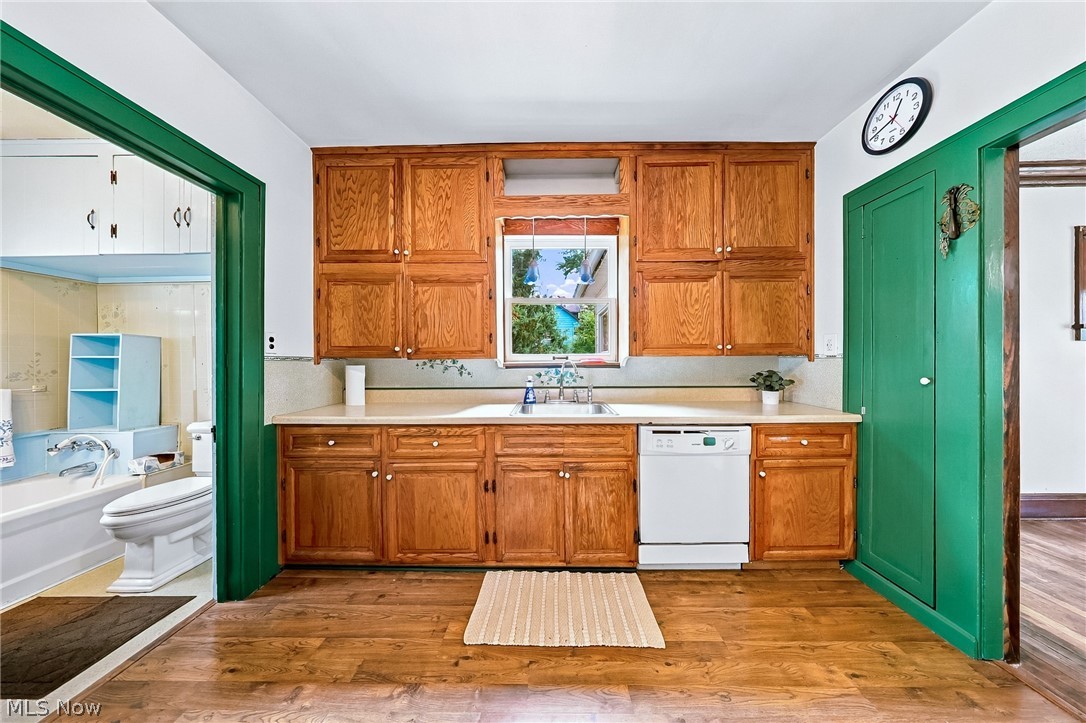 24958 Kennedy Ridge Road North Olmsted OH 44070