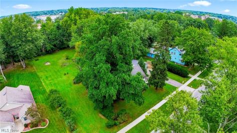 24958 Kennedy Ridge Road North Olmsted OH 44070