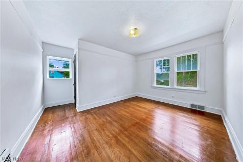 24958 Kennedy Ridge Road North Olmsted OH 44070