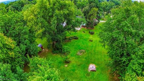 24958 Kennedy Ridge Road North Olmsted OH 44070