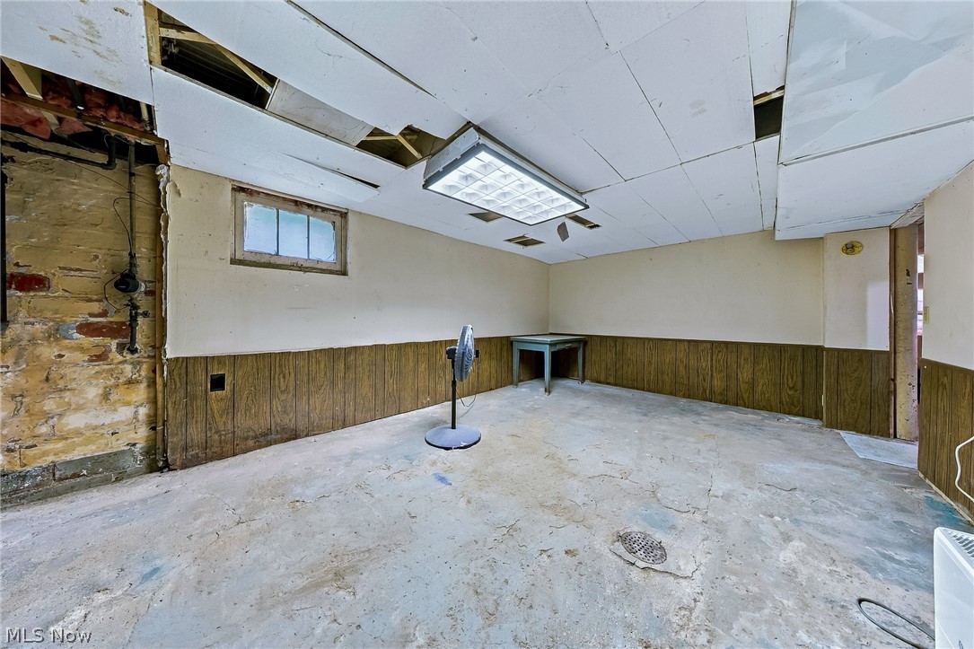24958 Kennedy Ridge Road North Olmsted OH 44070