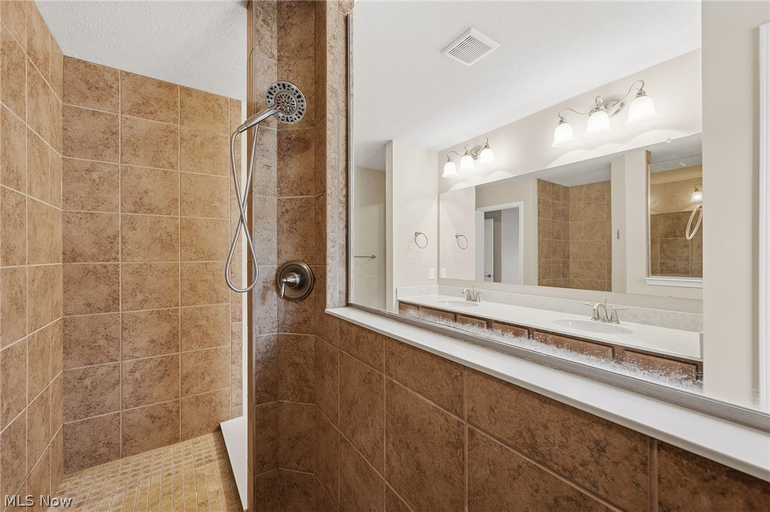7916 Walcott Way Mentor OH 44060