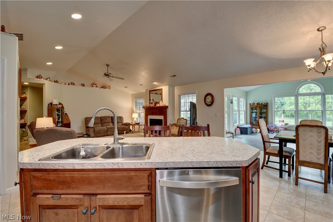 5232 Oriole Court Millersburg OH 44654