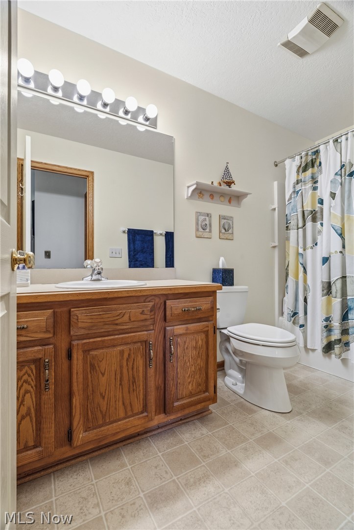 6862 Red Deer Circle NW Canton OH 44708