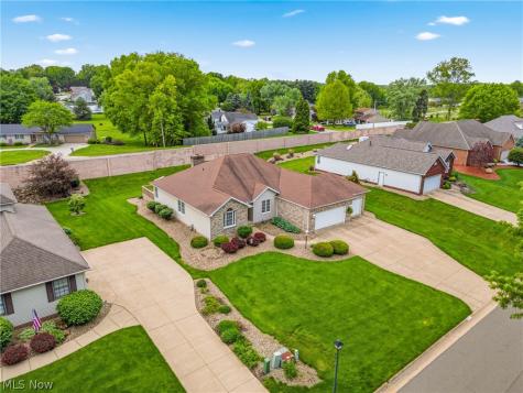 6862 Red Deer Circle NW Canton OH 44708