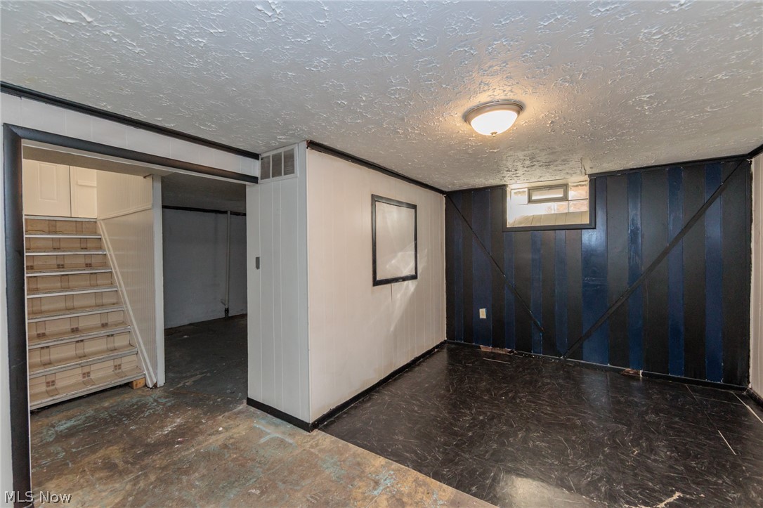 4169 Harwood Road South Euclid OH 44121