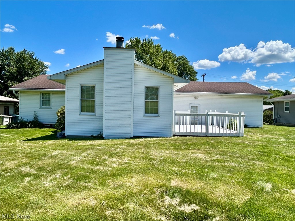 172 Lake Shore Drive Struthers OH 44471
