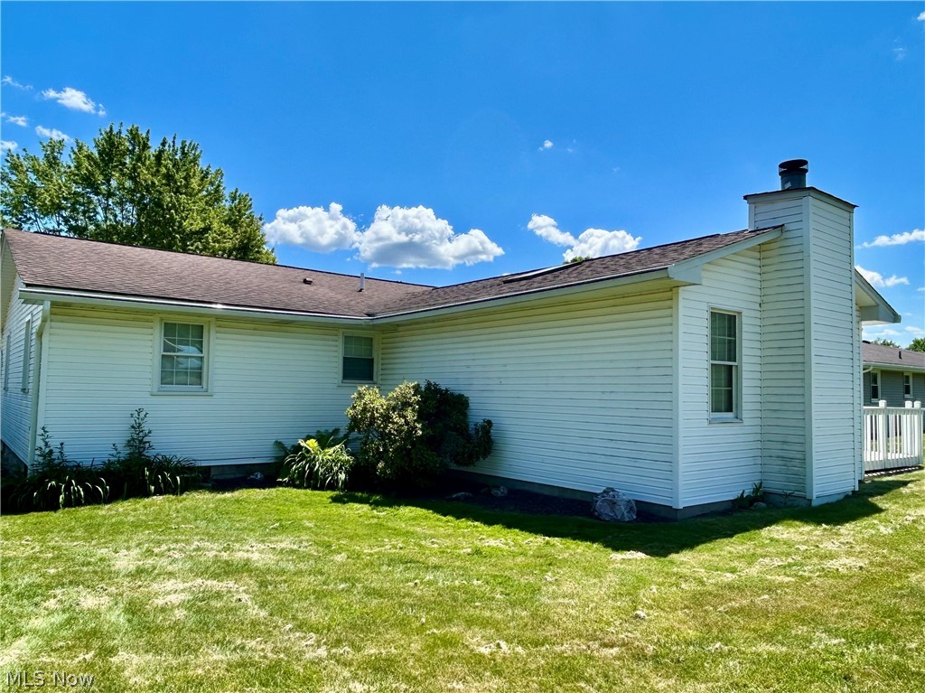 172 Lake Shore Drive Struthers OH 44471