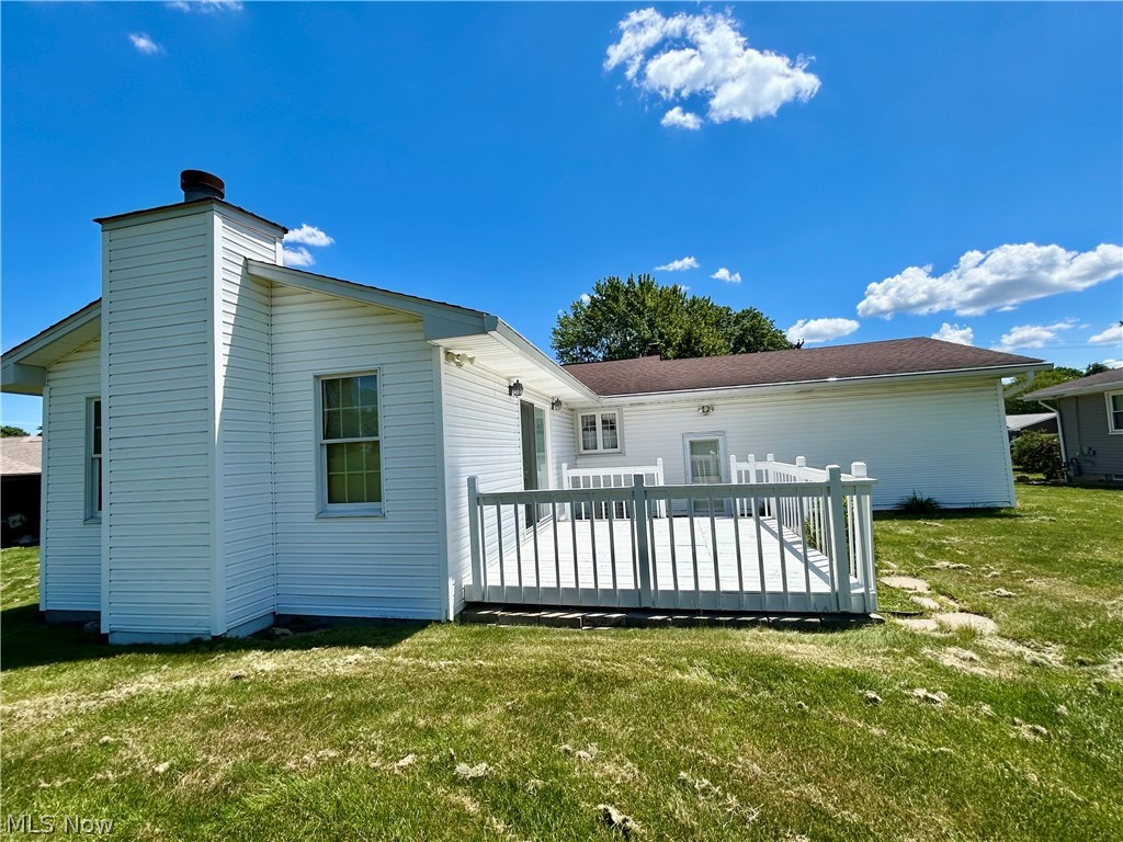 172 Lake Shore Drive Struthers OH 44471