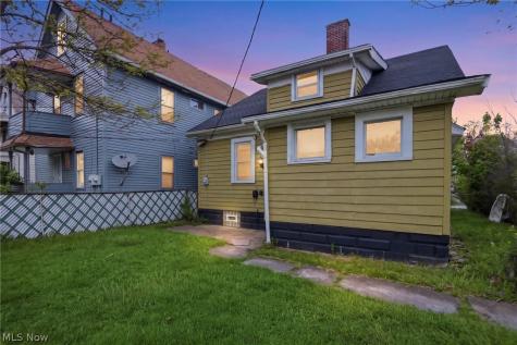 3568 E 106th Street Cleveland OH 44105
