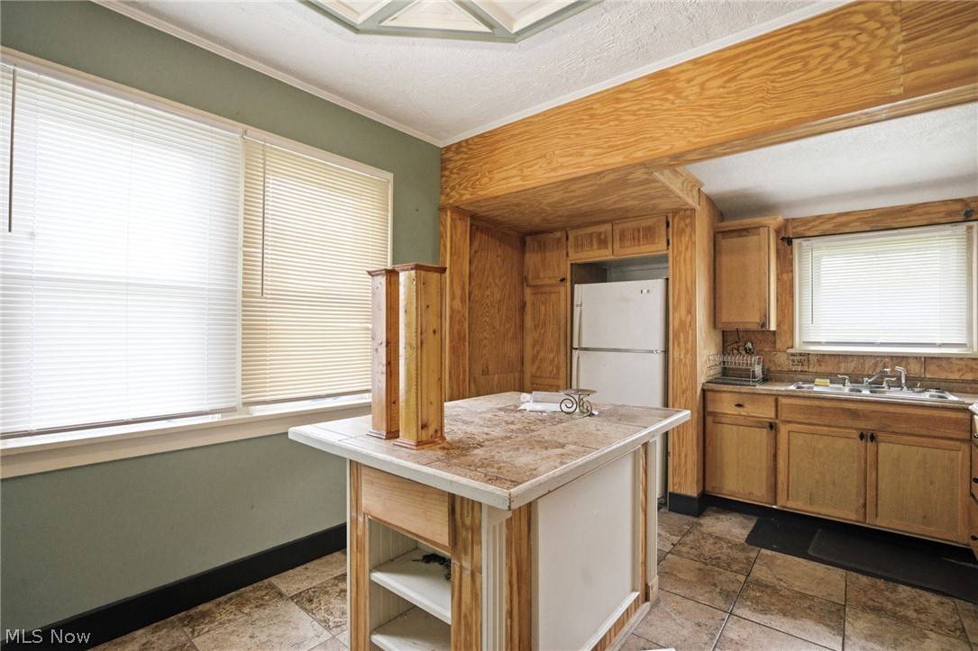 3568 E 106th Street Cleveland OH 44105