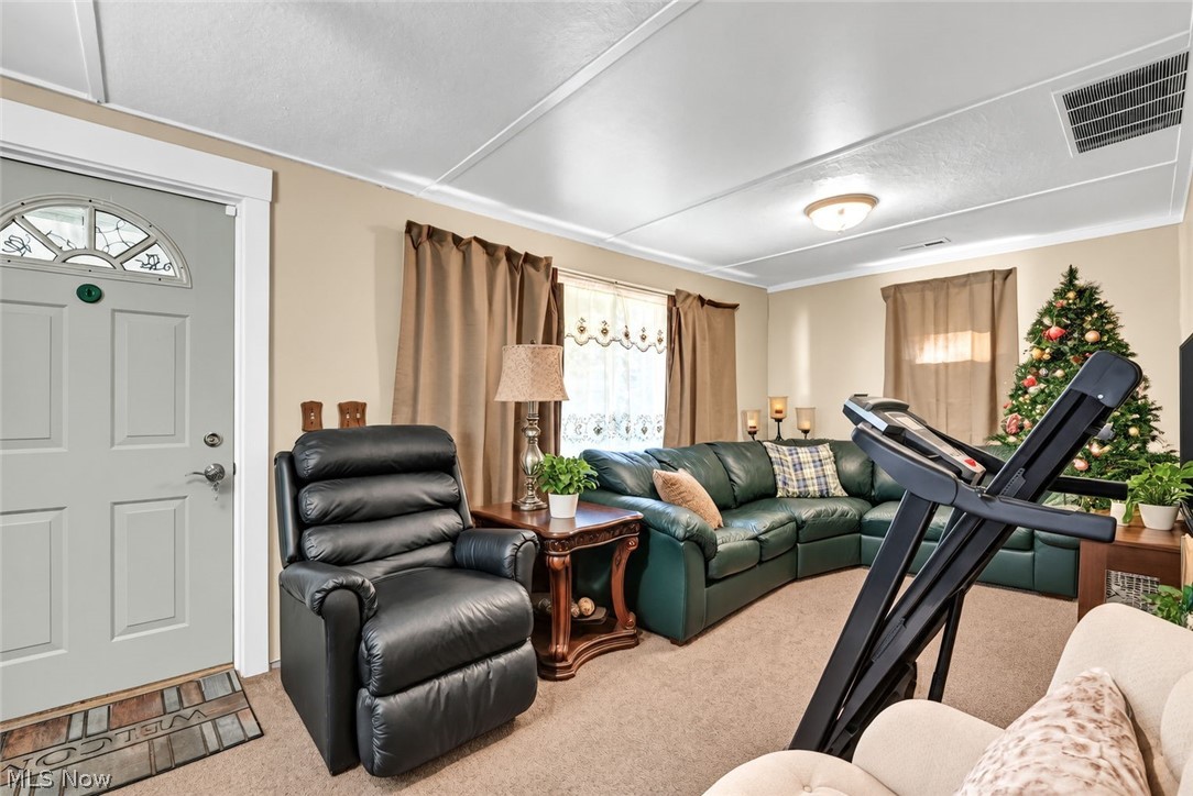 954 Archer Road Bedford OH 44146