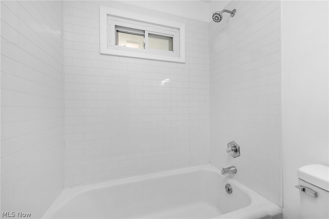 321 Overlook Road Vermilion OH 44089
