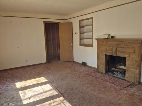1093 E Schaaf Road Brooklyn Heights OH 44131