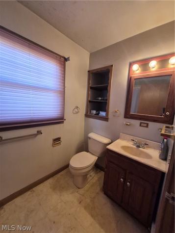 1093 E Schaaf Road Brooklyn Heights OH 44131