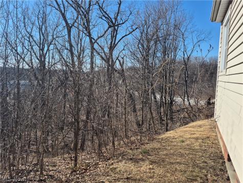 1093 E Schaaf Road Brooklyn Heights OH 44131