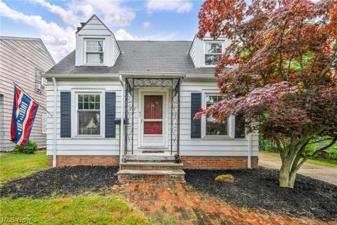 1307 Gordon Road Lyndhurst OH 44124