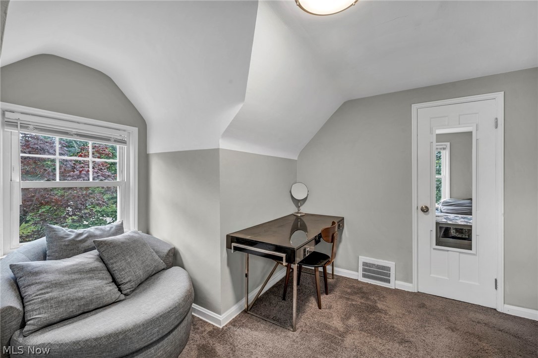 1307 Gordon Road Lyndhurst OH 44124