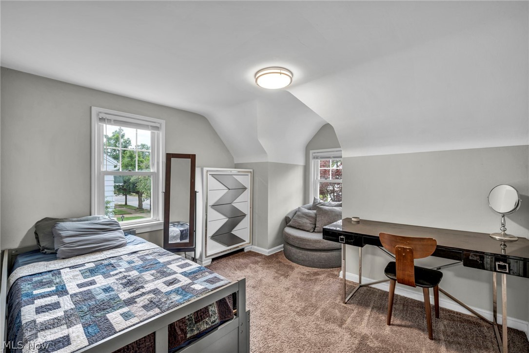 1307 Gordon Road Lyndhurst OH 44124