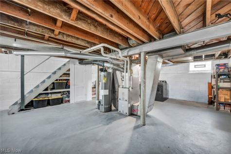 1307 Gordon Road Lyndhurst OH 44124