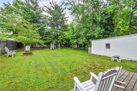 1307 Gordon Road Lyndhurst OH 44124