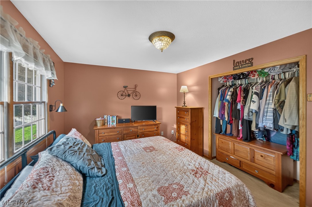 136 Joel Drive Mogadore OH 44260