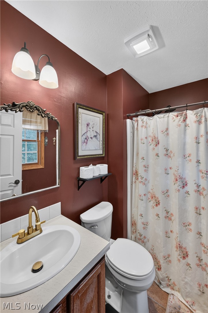 136 Joel Drive Mogadore OH 44260