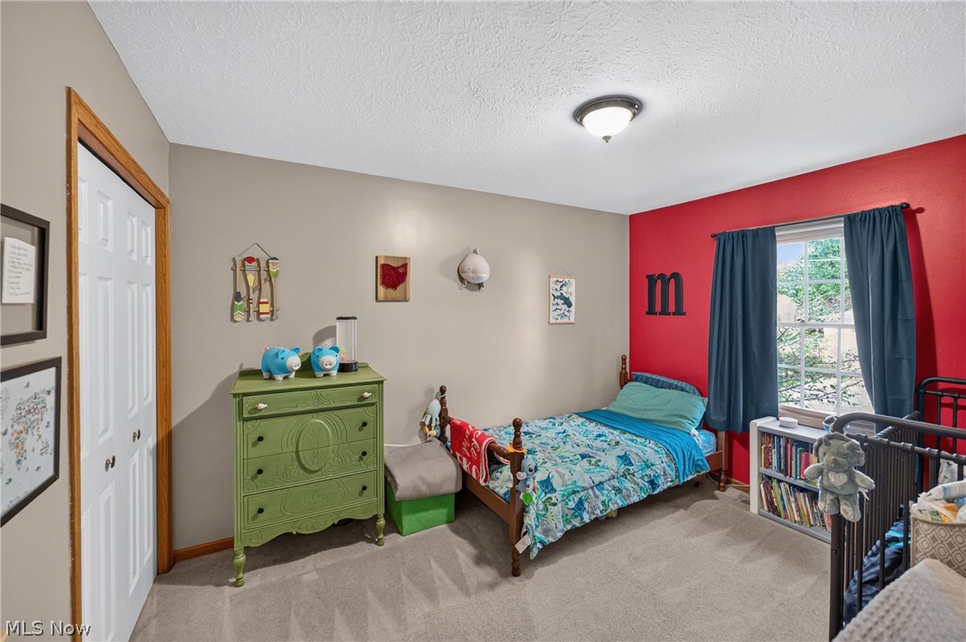 136 Joel Drive Mogadore OH 44260