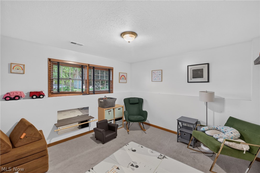 136 Joel Drive Mogadore OH 44260