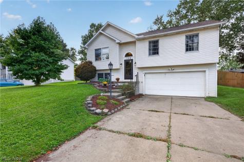 136 Joel Drive Mogadore OH 44260